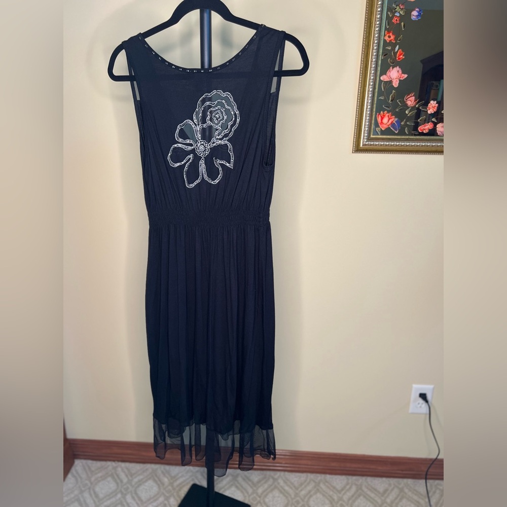 Krista Lee Dress with Floral Embroidery and Tulle Ruffle Black Size M - Picture 6 of 15